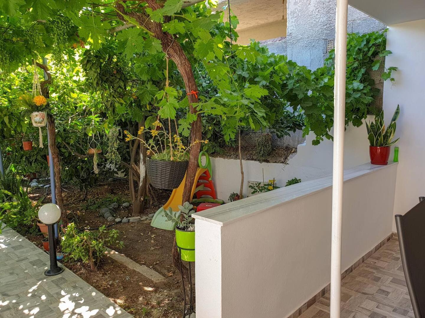 Villa Maria'S House, With Garden Kalamaki  Exterior foto