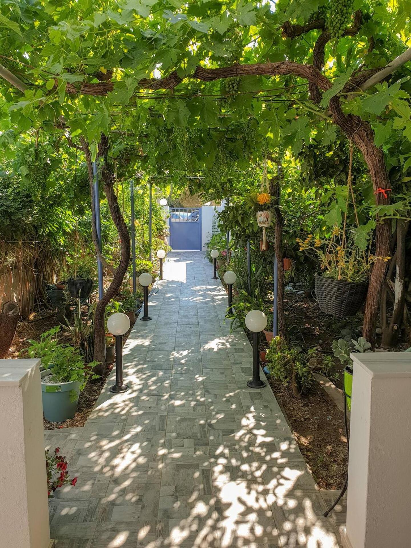 Villa Maria'S House, With Garden Kalamaki  Exterior foto